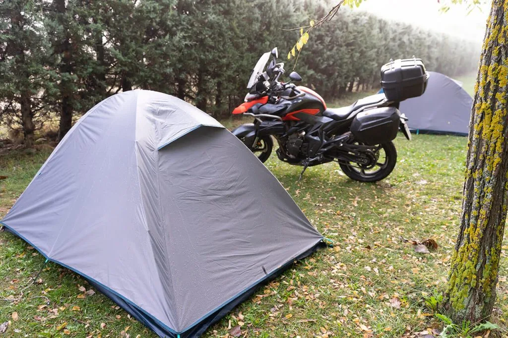 Guide zum Motorradcamping: Freiheit auf zwei Rdern