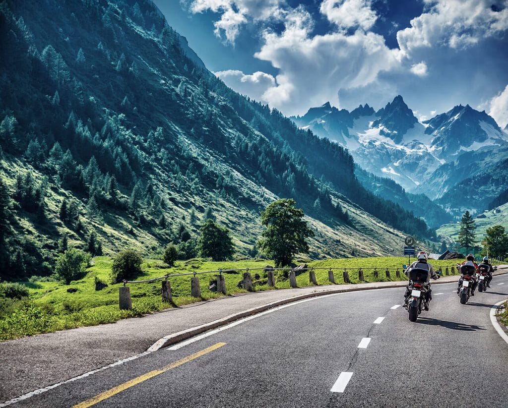 Welches Motorrad passt in die Berge?