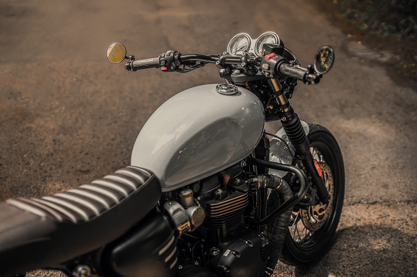 Retro oder Hightech? Vergleich klassischer und moderner Motorräder im Jahr 2025