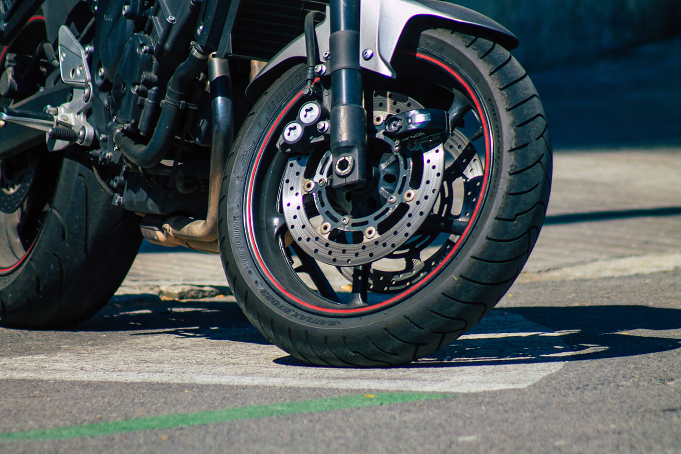 Reifen auswuchten am Motorrad: Was Unwucht wirklich anrichtet - und ob du es selbst kannst