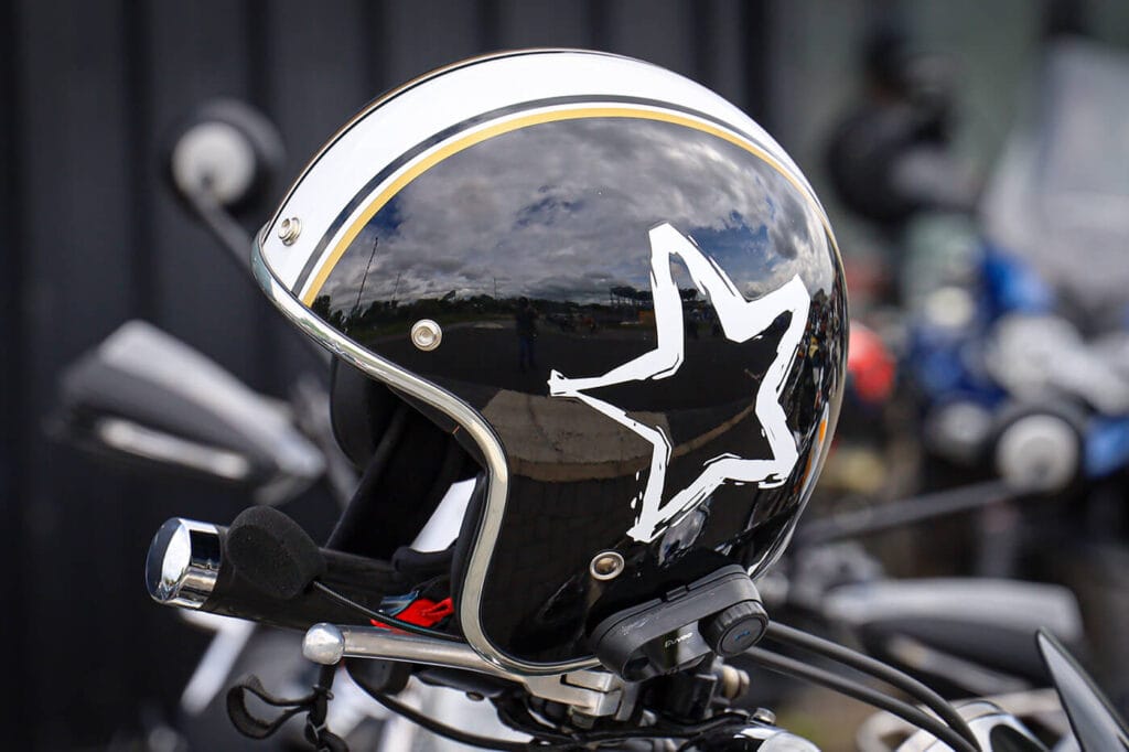 Intercom Motorrad: Welche Klasse passt zu Solo, Paar und Gruppe