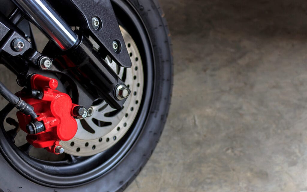 Farbige Bremssättel am Motorrad: legal, schön, aber auch sinnvoll?