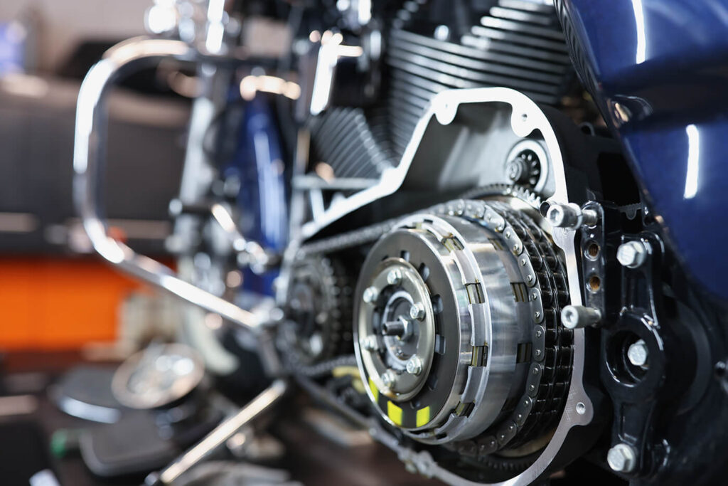 Klauengetriebe Motorrad: Wie dein Bike die Gänge wirklich sortiert