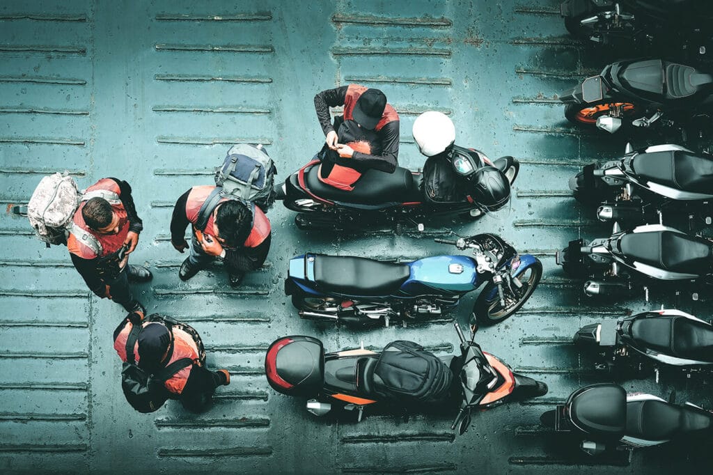 Pannen-Solidarität: Warum Biker fremden Bikern helfen - und ob das noch hält