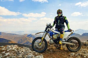 Frühling über den Wolken: Warum Hard Enduro 2026 boomt