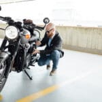 Gebrauchtmarkt-Analyse 12/2025: Warum der Dezember der beste Monat für Schnäppchenjäger ist