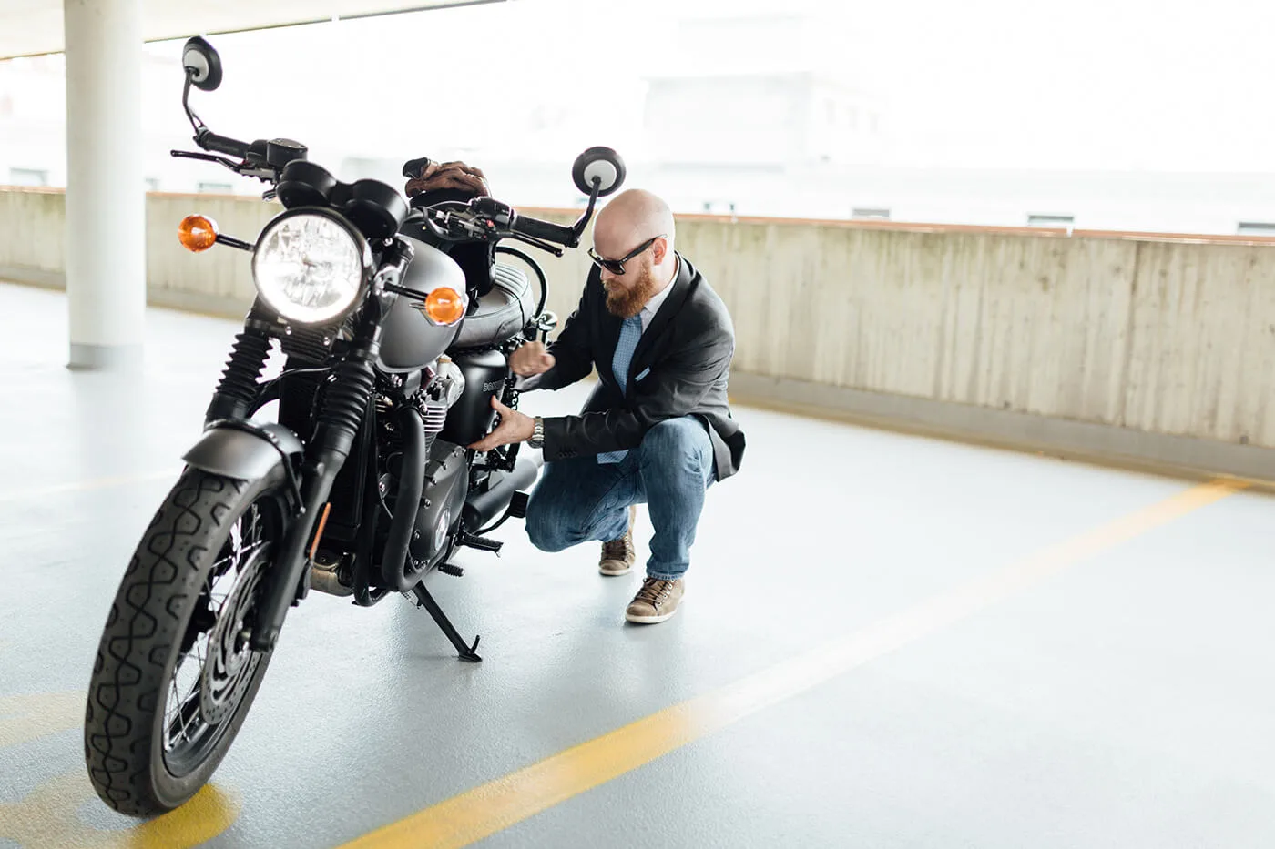 Gebrauchtmarkt-Analyse 12/2025: Warum der Dezember der beste Monat für Schnäppchenjäger ist