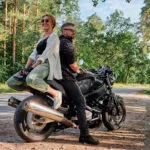 Zu zweit auf einer Bank: Sozius-Guide für entspannte Touren 2026