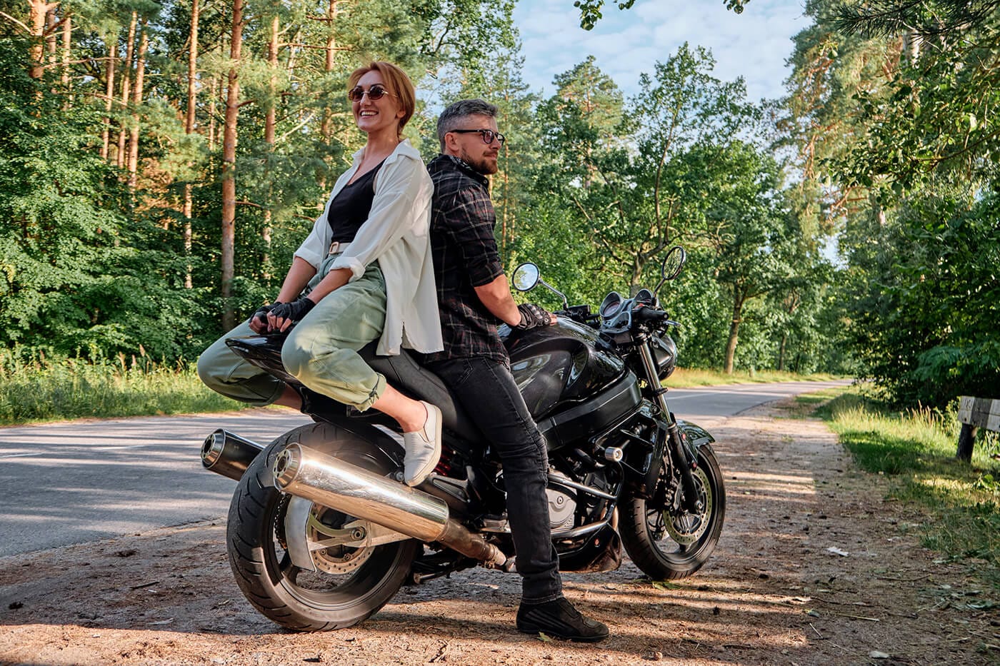 Zu zweit auf einer Bank: Sozius-Guide für entspannte Touren 2026