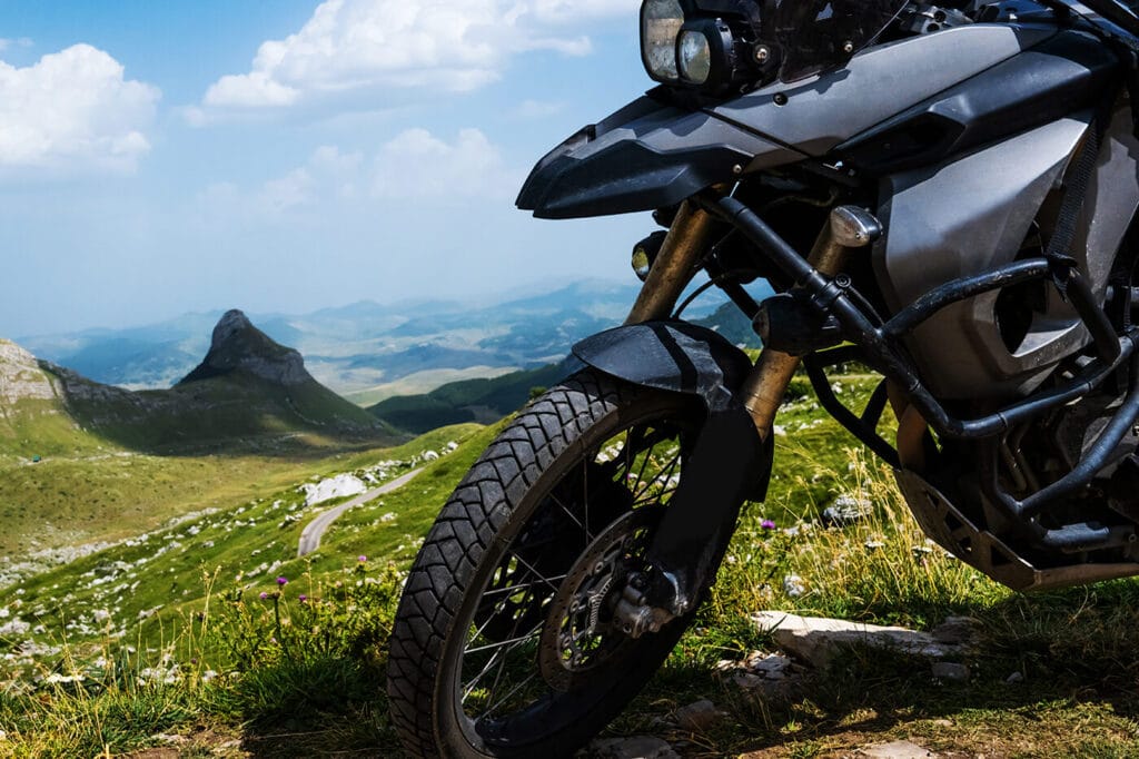 Reiseenduro-Hubraumklassen im Vergleich: leicht, mittel, schwer - welche passt zu dir?