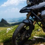 Reiseenduro-Hubraumklassen im Vergleich: leicht, mittel, schwer – welche passt zu dir?