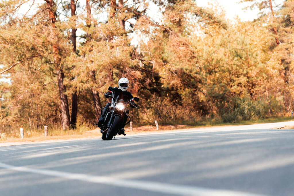 150 statt 130 auf der Autobahn: Wann der Tankstopp die Minuten frisst