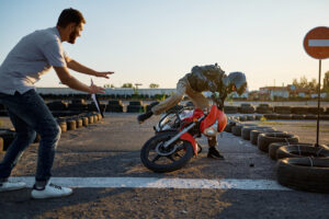 Besser auf dem Übungsplatz umfallen: Was ein Fahrsicherheitstraining am Motorrad wirklich bringt