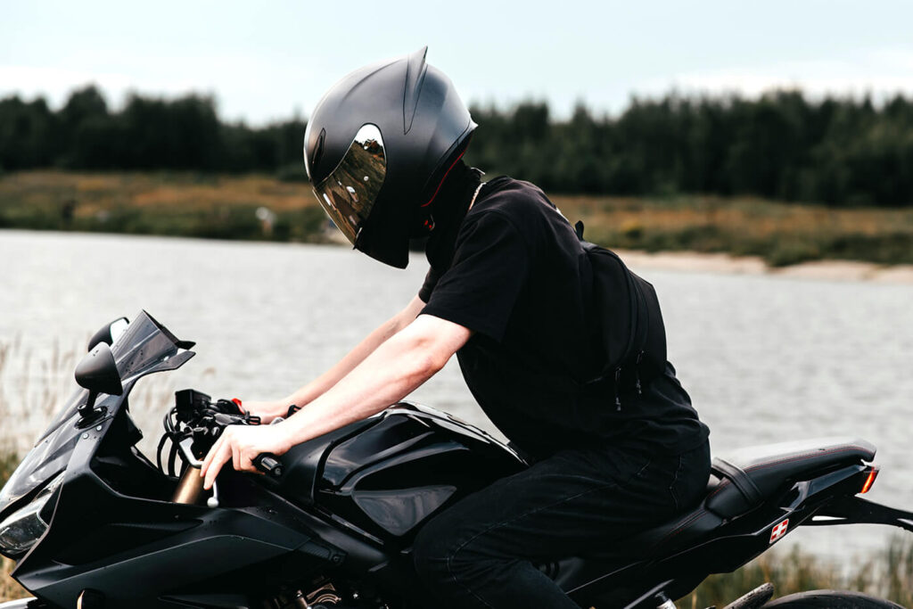 Wegen der Primärübersetzung hält deine Kupplung mehr Drehmoment, als dein Motor hat