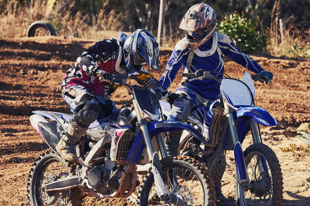 Vom Hobbyfahrer zum Amateur-Racer: Ein realistischer Weg ins Enduro-Rennen